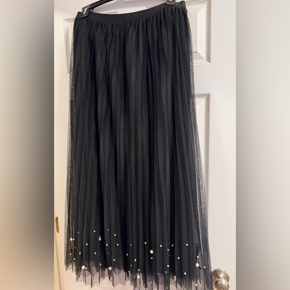 DR 2 by Daniel Rainn Black Pleated Tulle Skirt with pearls